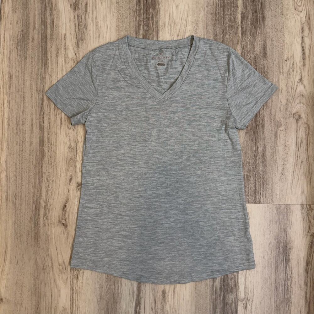 Danskin V-Neck Active Workout T-Shirt Women's Size M